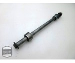 Kawasaki GPZ600R achterwielas / achteras / achter wiel steek as / steekas 